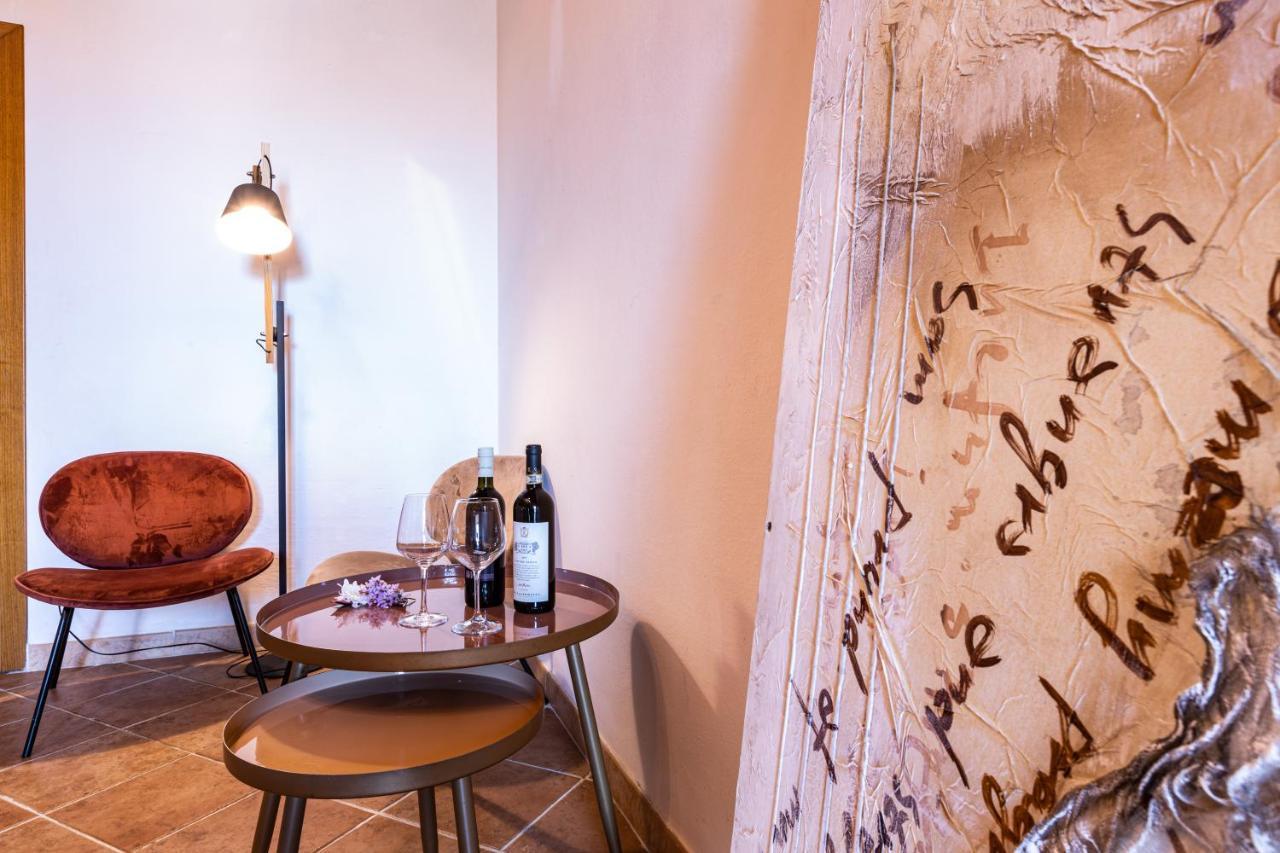 Agri Apartment La Terrazza La Ripadoro Chianni Dış mekan fotoğraf