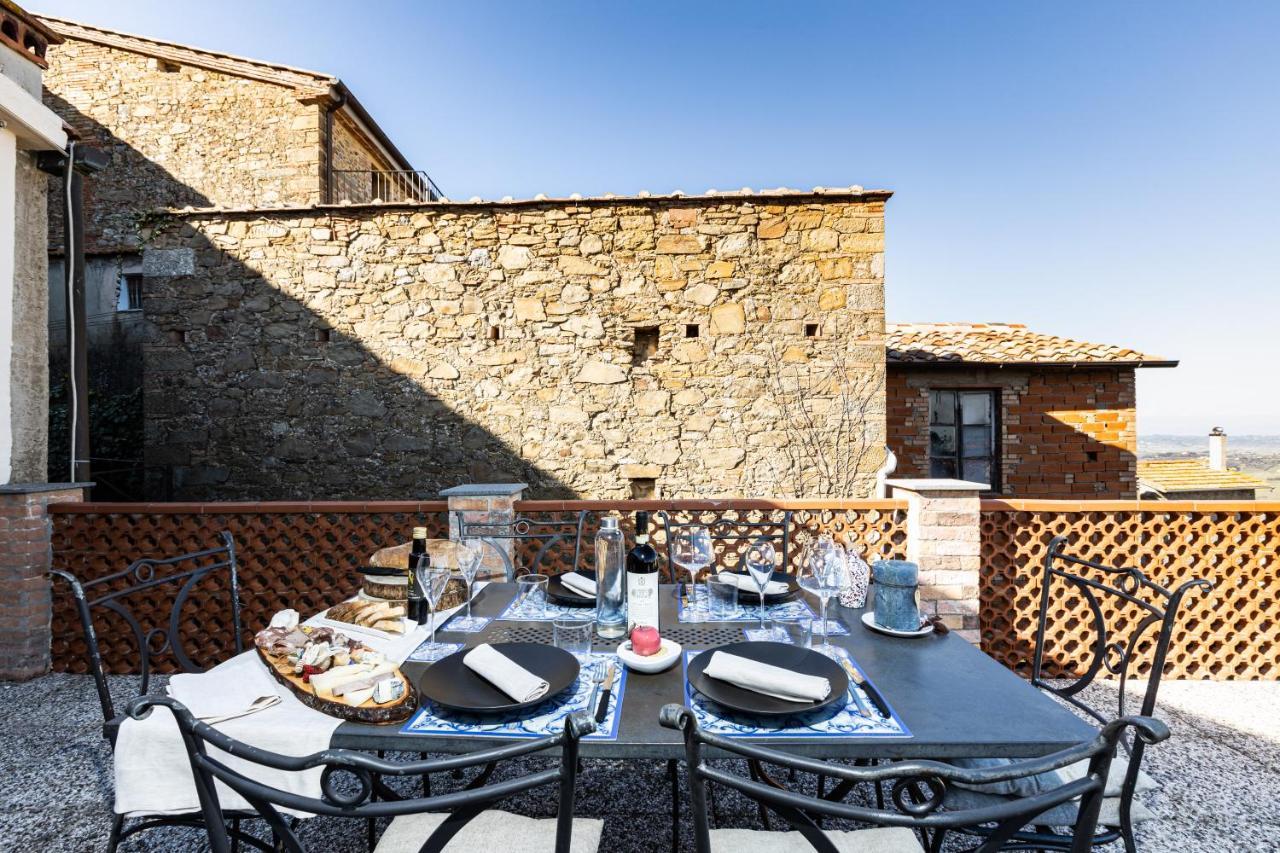 Agri Apartment La Terrazza La Ripadoro Chianni Dış mekan fotoğraf