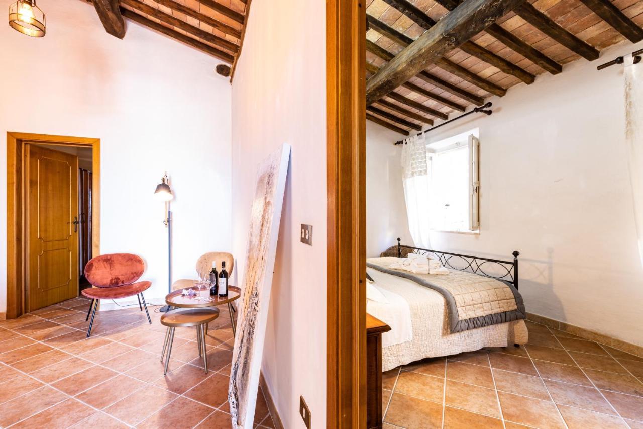 Agri Apartment La Terrazza La Ripadoro Chianni Dış mekan fotoğraf