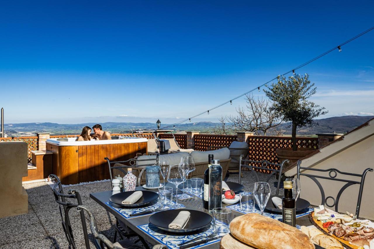 Agri Apartment La Terrazza La Ripadoro Chianni Dış mekan fotoğraf
