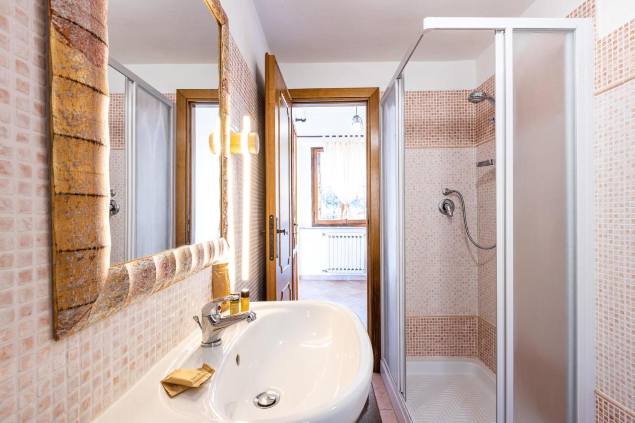 Agri Apartment La Terrazza La Ripadoro Chianni Dış mekan fotoğraf